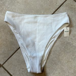 NWT! Aerie High Cut Cheeky White Ribbed Crinkle Bikini Bottoms M